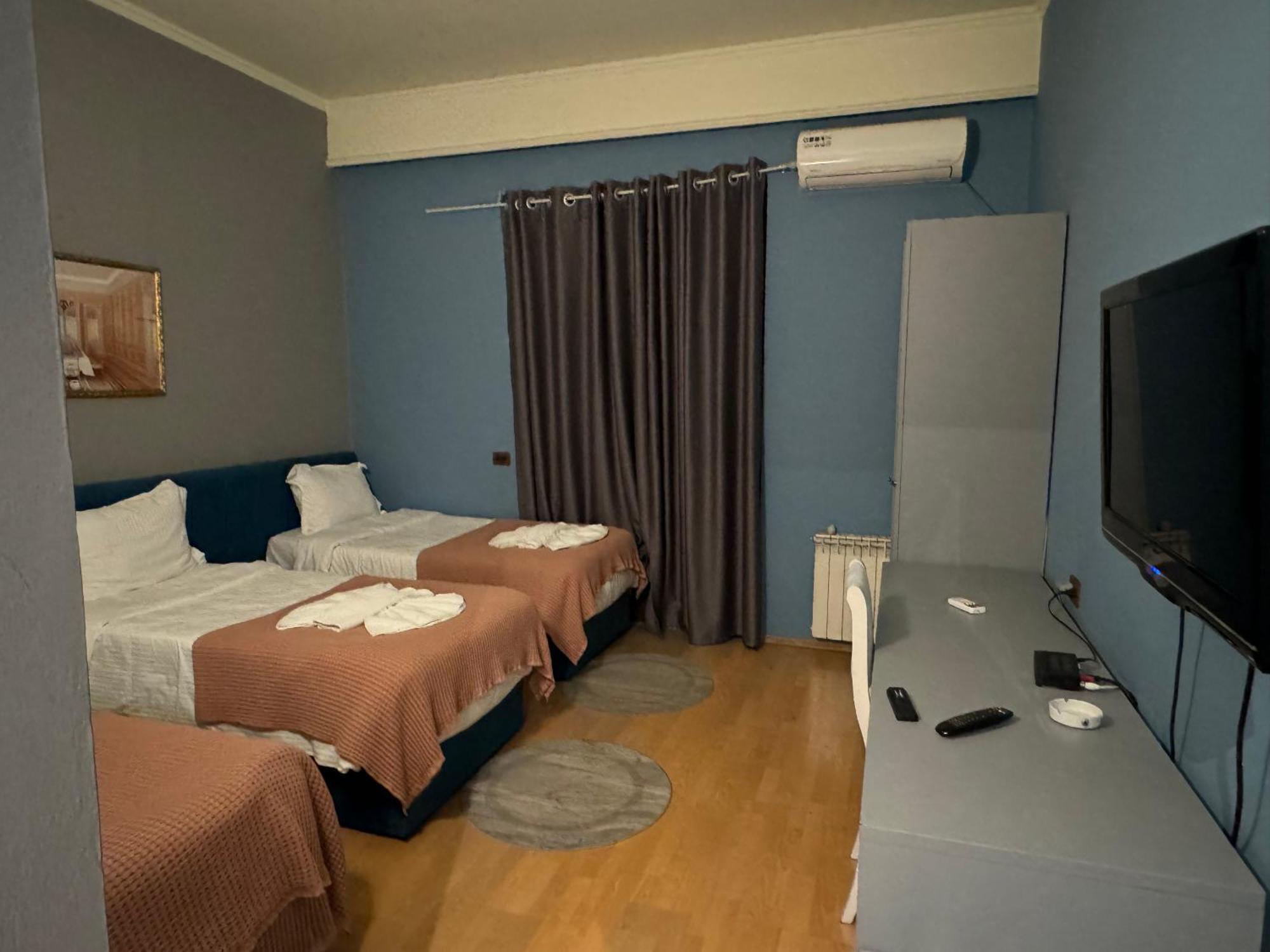 Hotel Tirona Tirana Exterior photo